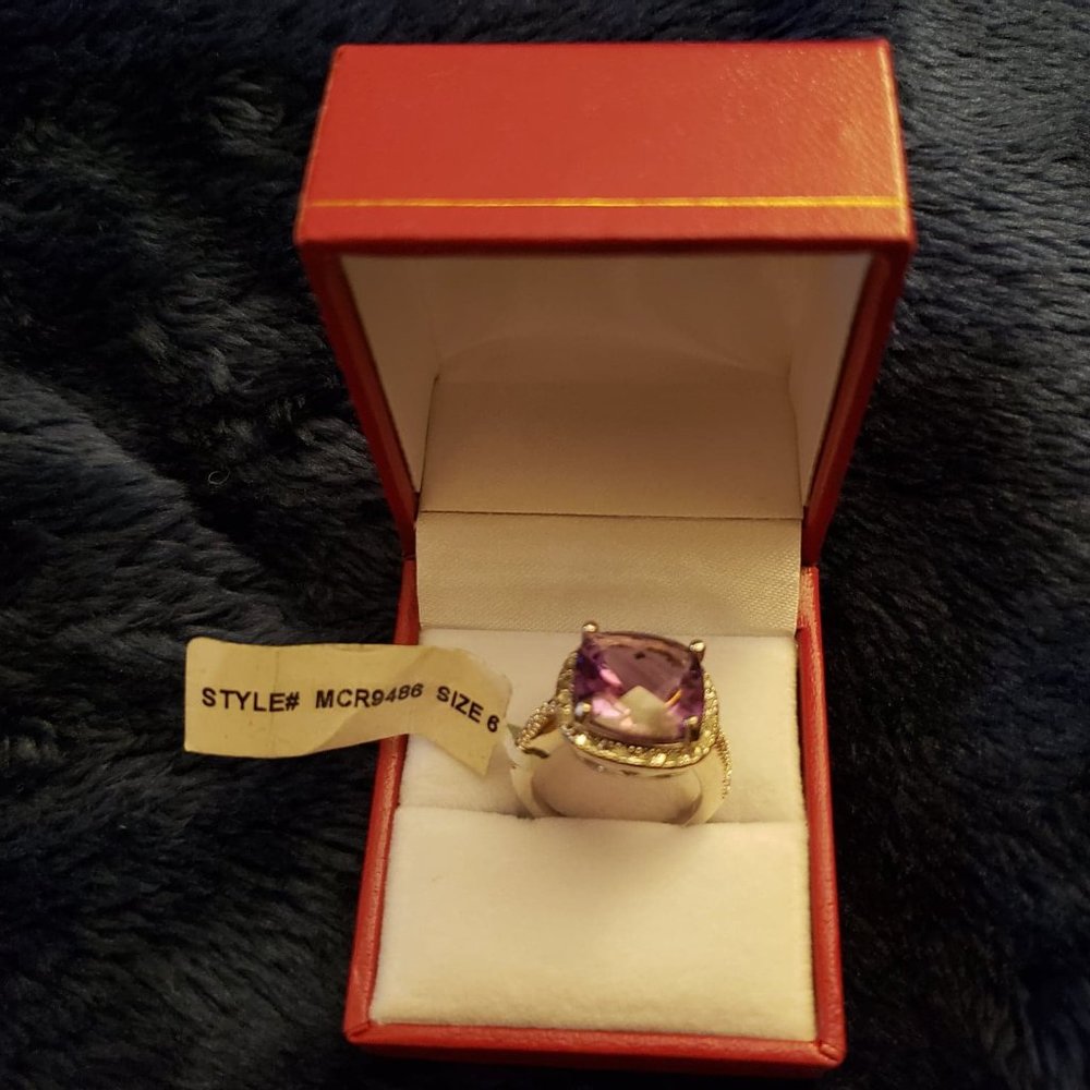 Amethyst (3/4 ct. t.w.) & Diamond Accent Ring- Size 6- With FREE SHIPPING! - Picture 13 of 16